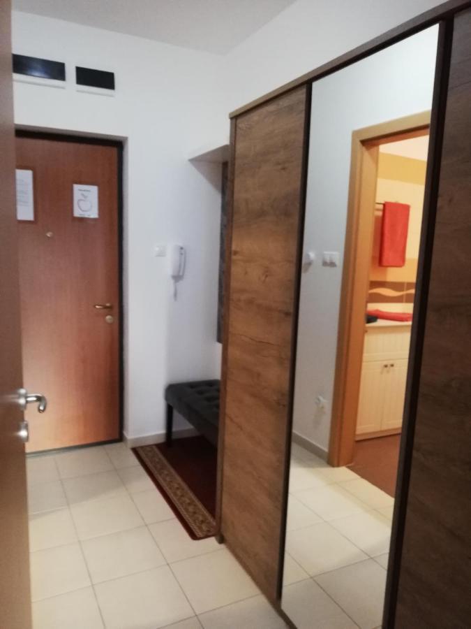 Alma Apartman Appartement Szeged Buitenkant foto